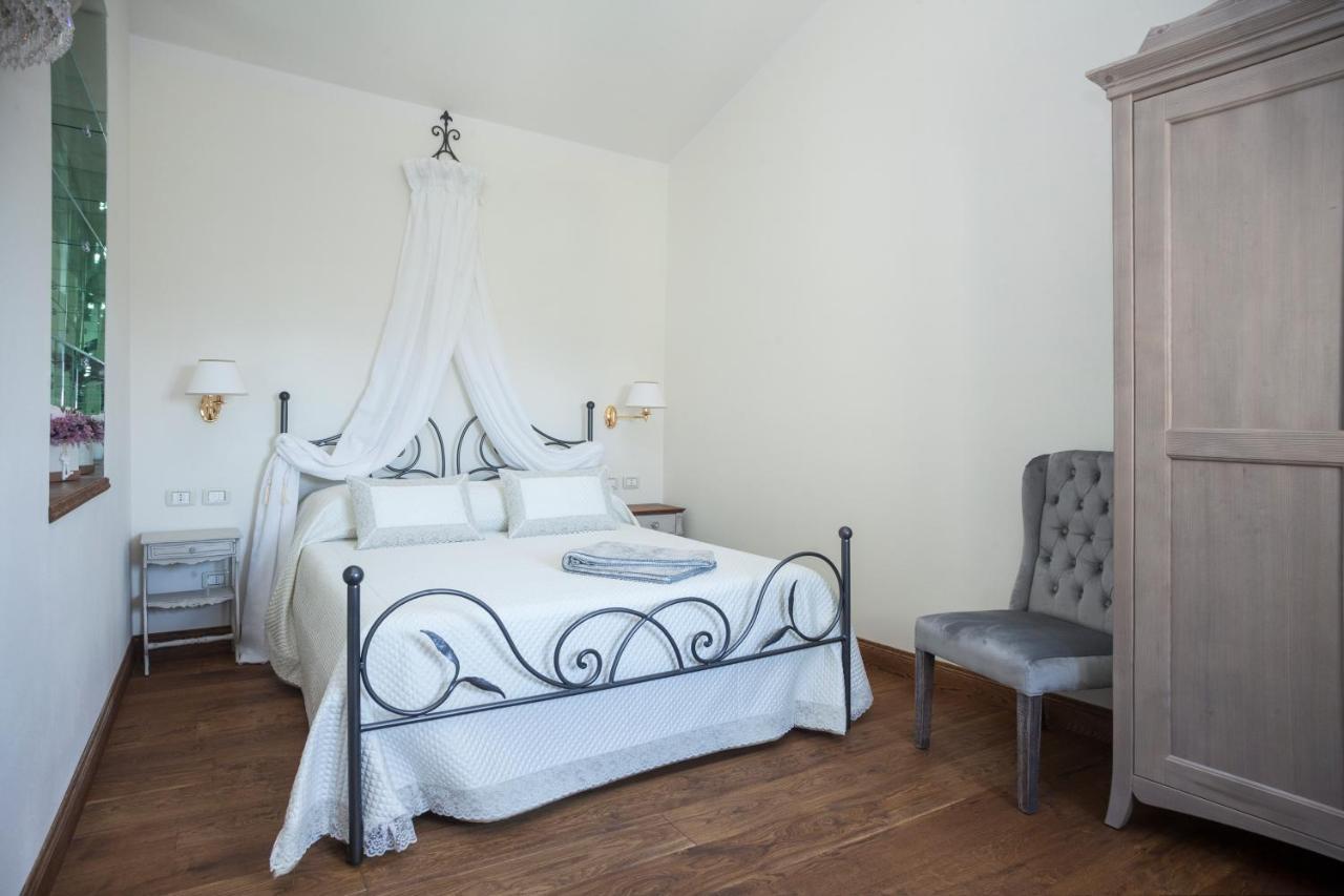 Podere La Contessa B&B ปาล์มเดดเซิร์ท ภายนอก รูปภาพ